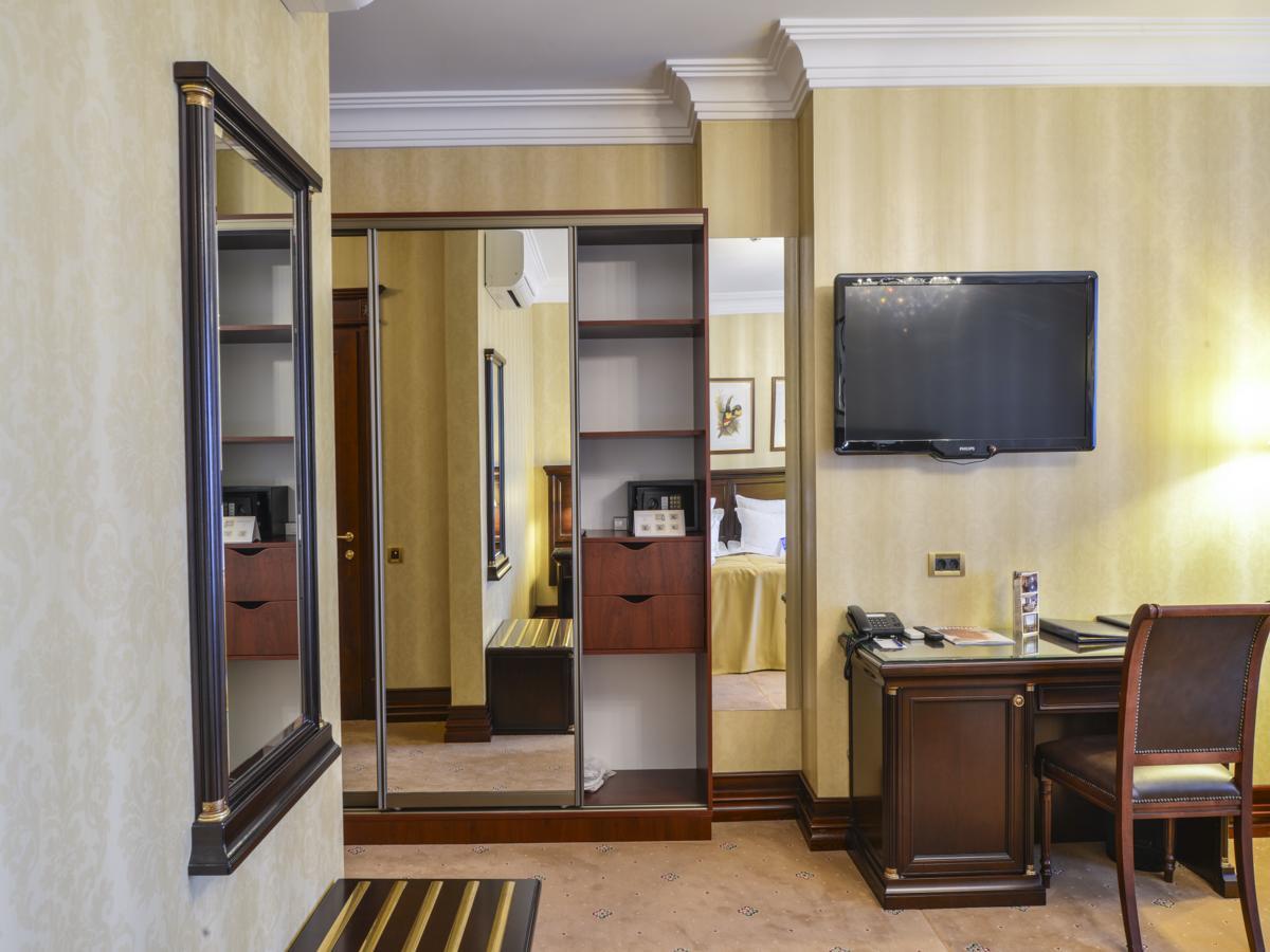 La Gioconda Boutique Hotel โอเดสซา ภายนอก รูปภาพ